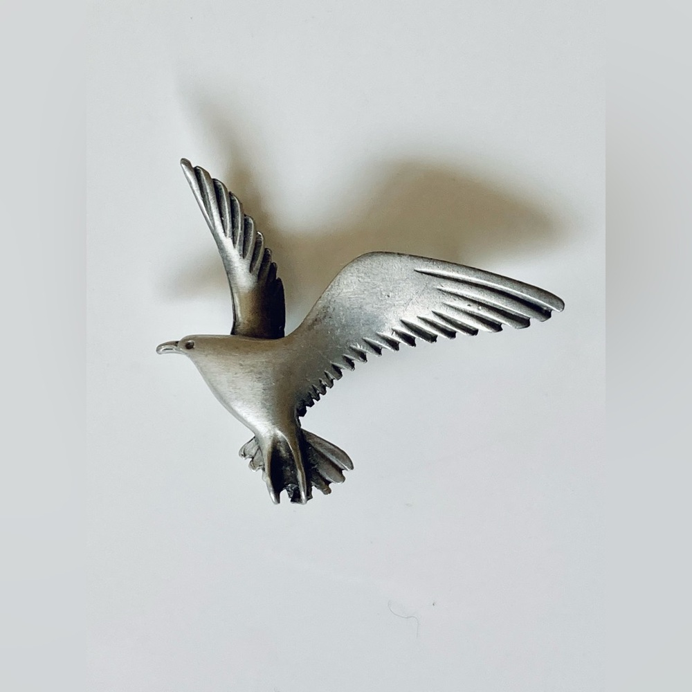 Vintage pewter seagull convertible pendant brooch
